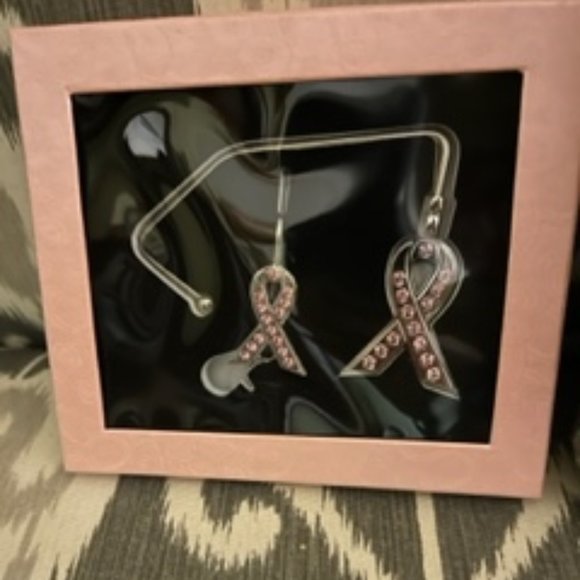 pink bling pocket book holder with key chain holder - Picture 4 of 4